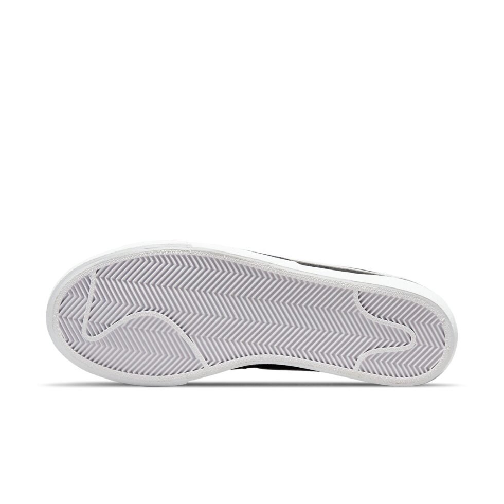 (WMNS) Nike Blazer Low Platform 'Black White' DJ0292-001 - Image 6