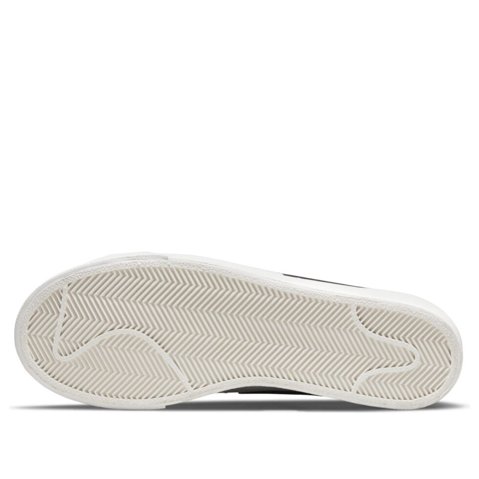 (WMNS) Nike Blazer Low Platform 'White Black' DJ0292-101 - Image 6