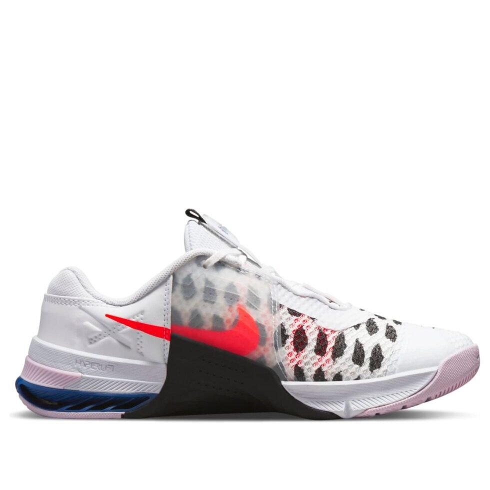 (WMNS) Nike Metcon 7 'Polka White Yellow Strike 'White Black' DJ4312-074 - Image 2