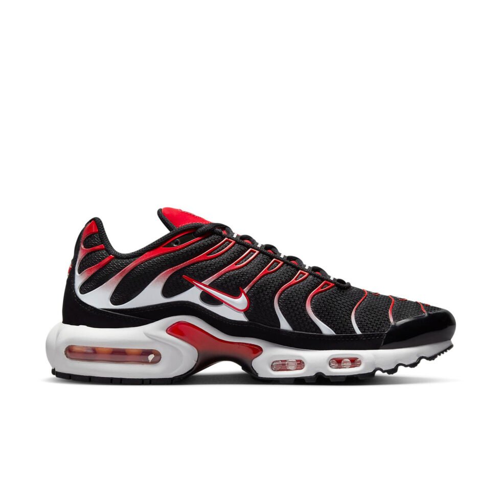 Nike Air Max Plus 'Black WhiteUniversity Red' DM0032-004 - Image 2