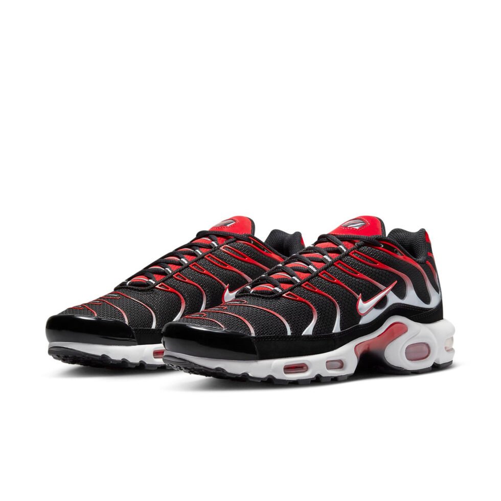 Nike Air Max Plus 'Black WhiteUniversity Red' DM0032-004 - Image 3
