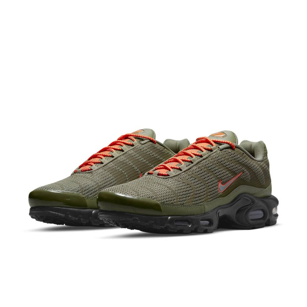 Nike Air Max Plus 'Olive Reflective' DN7997-200 - Image 3