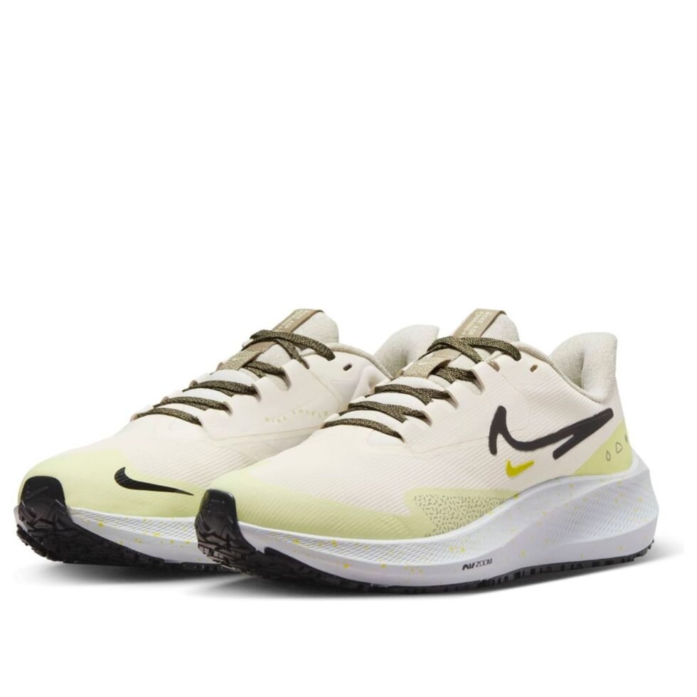 (WMNS) Nike Air Zoom Pegasus 39 'Soft Yellow Black' DO7626-100 - Image 3