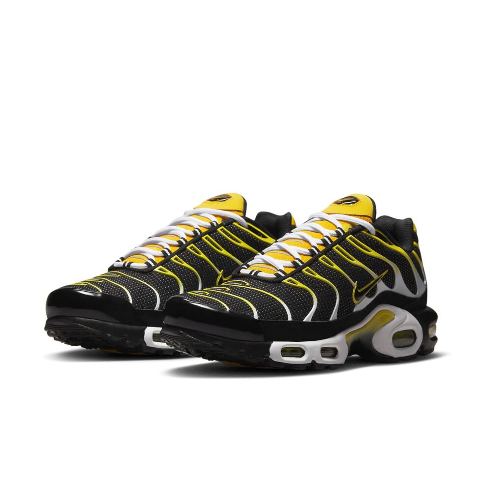 Nike Air Max Plus 'Black Tour Yellow' DQ3983-001 - Image 3
