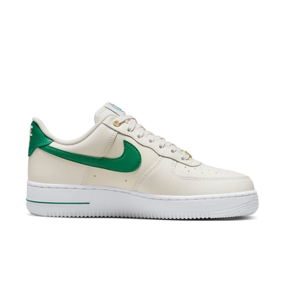 (WMNS) Nike Air Force 1 '07 SE '40th Anniversary - Sail Malachite' DQ7582-101 - Image 6