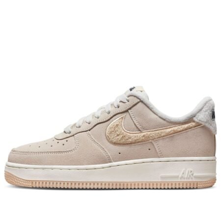 (WMNS) Nike Air Force 1 '07 SE 'Sanddrift Sherpa' DQ7583-001