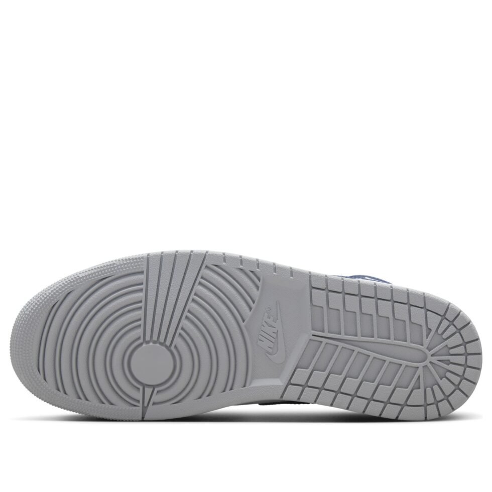 Air Jordan 1 Mid 'Wolf Grey Midnight Navy'  DQ8426-104 - Image 6