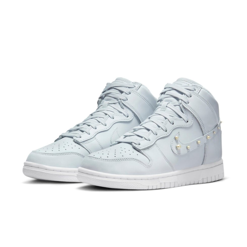 (WMNS) Nike Dunk High SE 'Dons Pearls' DR5488-001 - Image 3