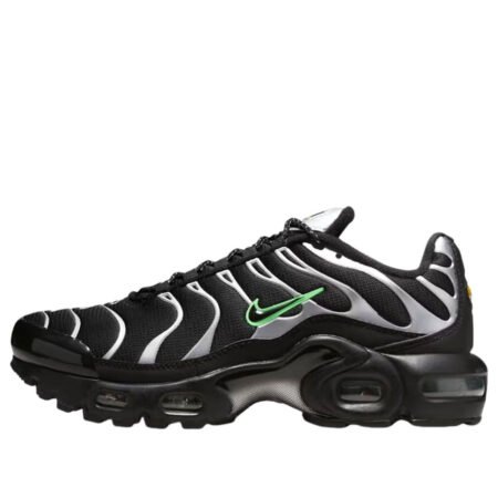 (GS) Nike Air Max Plus 'Black Green Strike Metallic Silver' DR8002-001
