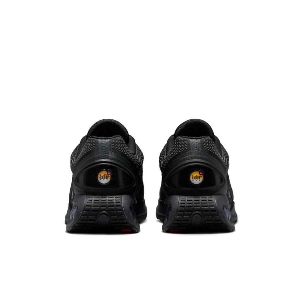 Nike Air Max DN 'Black Dark Smoke Grey' DV3337-002 - Image 4