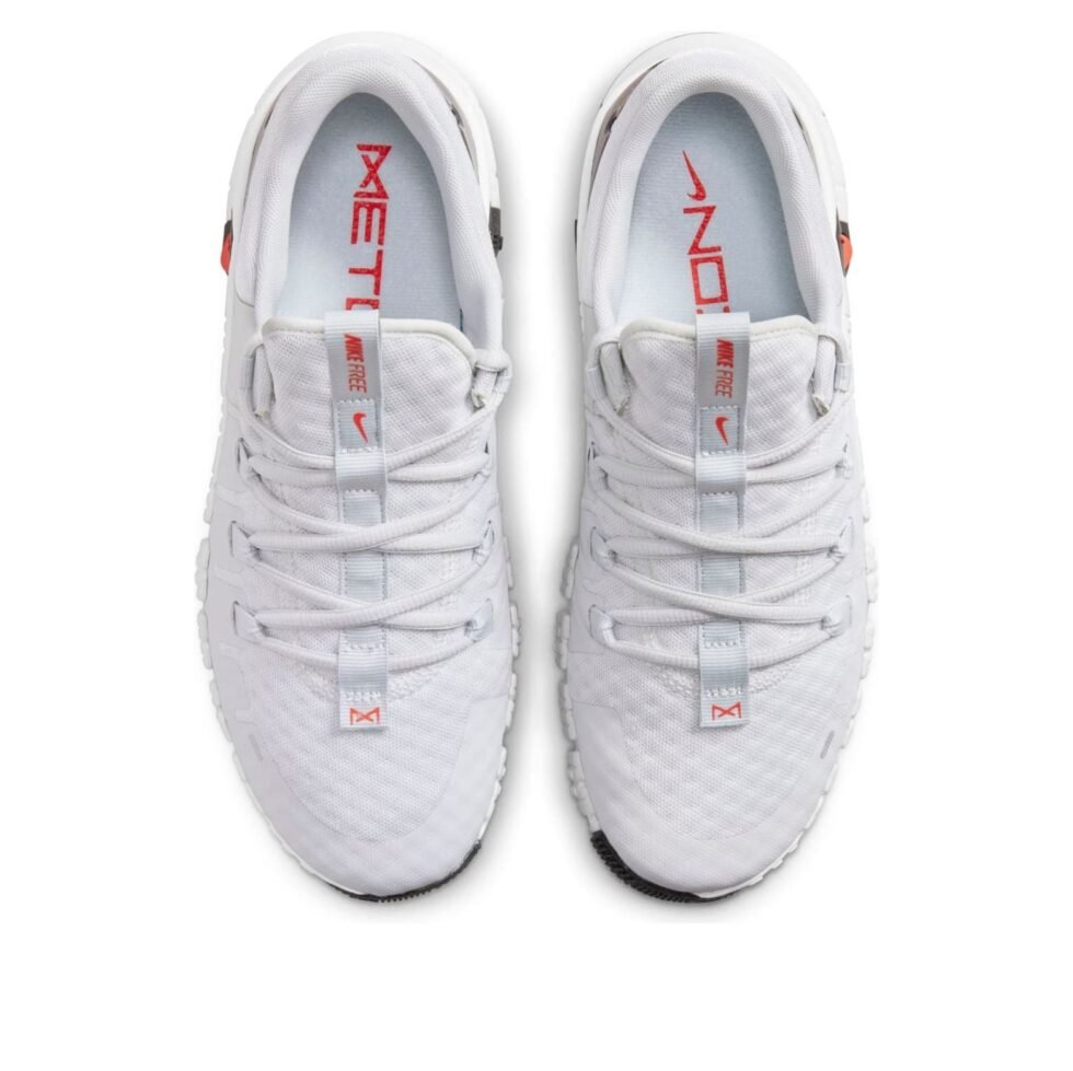 (WMNS) Nike Free Metcon 5 'Photon Dust Picante Red' DV3950-002 - Image 4