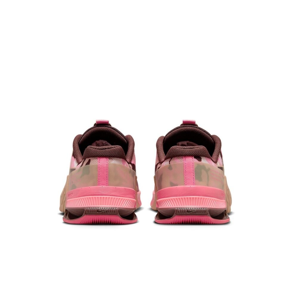 (WMNS) Nike Metcon 8 AMP 'Coral Chalk Camo' DV9013-200 - Image 5
