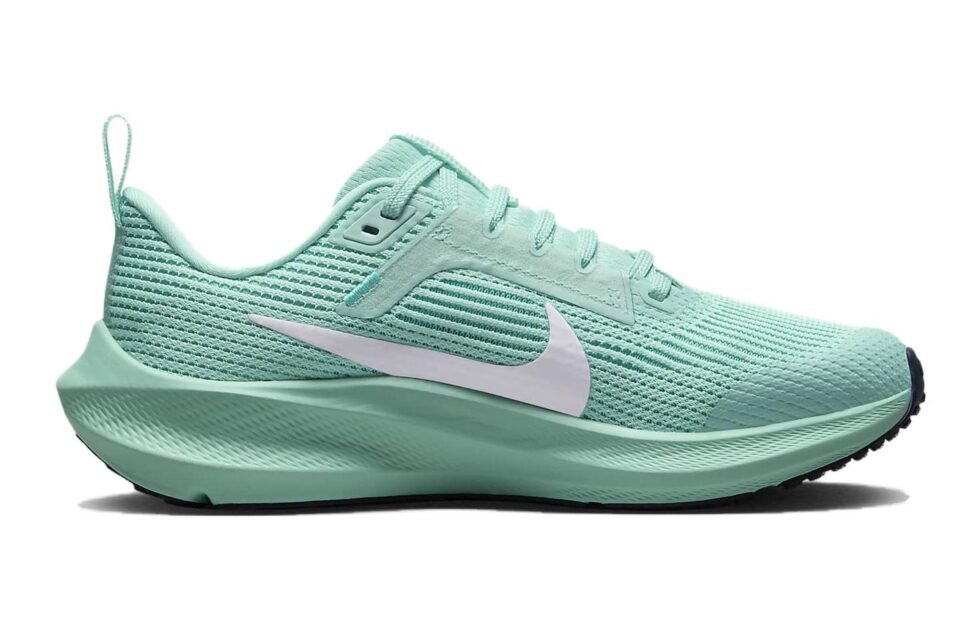 (GS) Nike Air Zoom Pegasus 40 'Mint Green' DX2498-300 - Image 2
