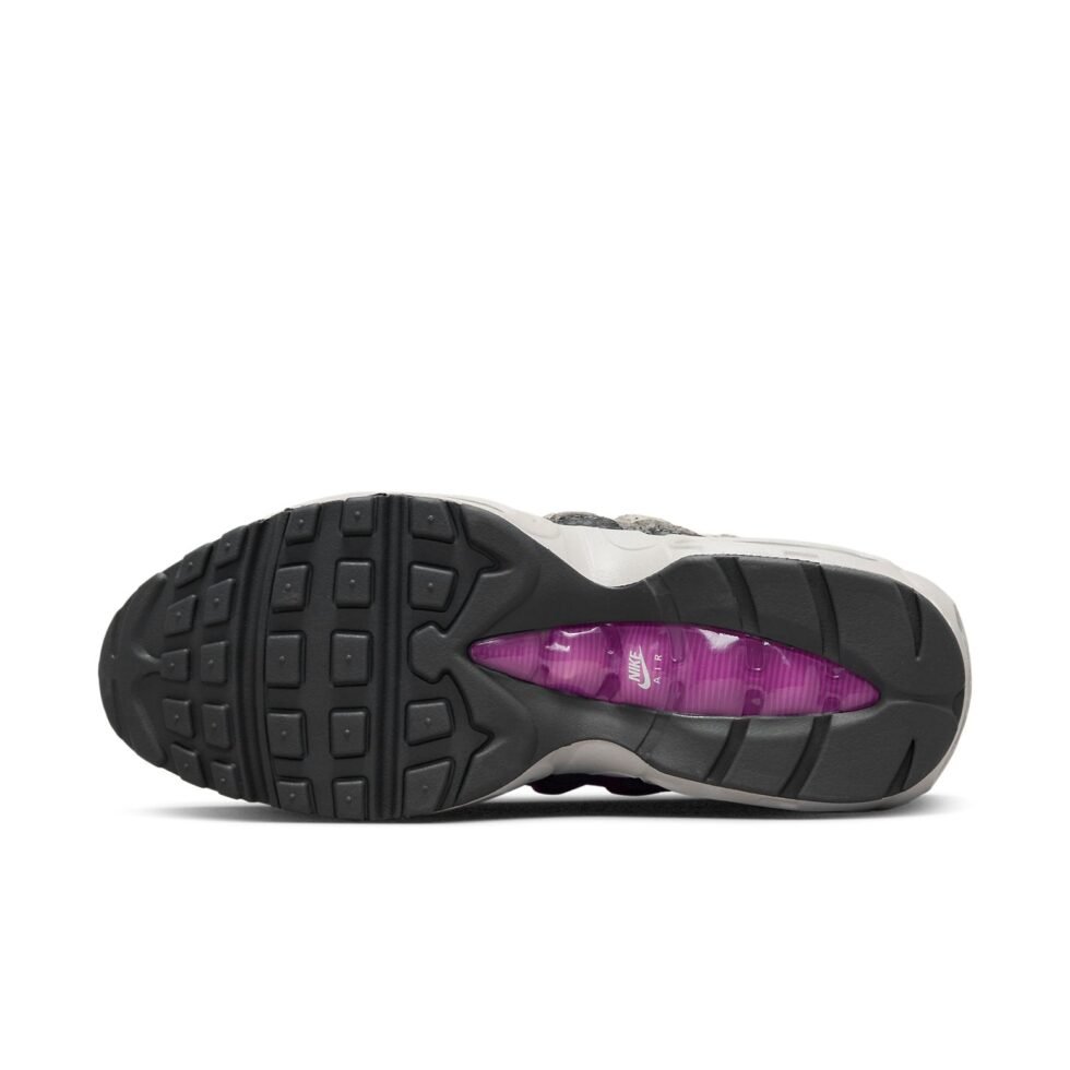 (WMNS) Nike Air Max 95 'Viotech' DX2955-001 - Image 6