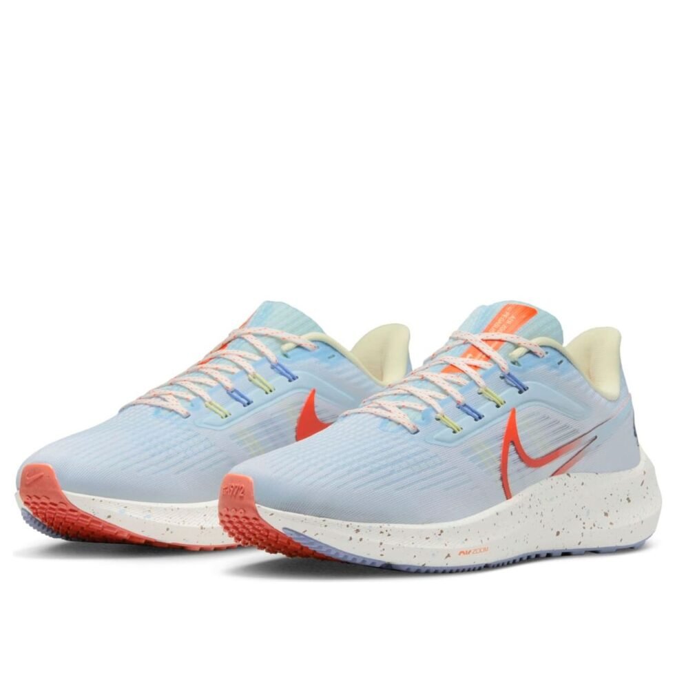 (WMNS) Nike Air Zoom Pegasus 39 'Light Thistle Safety Orange' DX6047-181 - Image 3