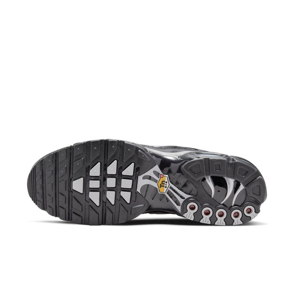 Nike Air Max Plus 'Mini Swoosh - Black Metallic Silver' DX8971-001 - Image 6
