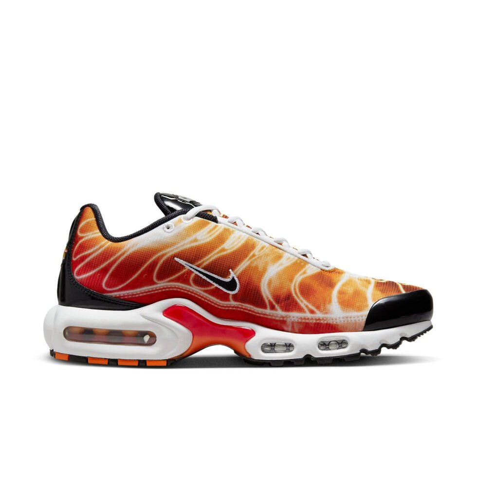 Nike Air Max Plus 'Light Photography - Sport Red' DZ3531-600 - Image 2