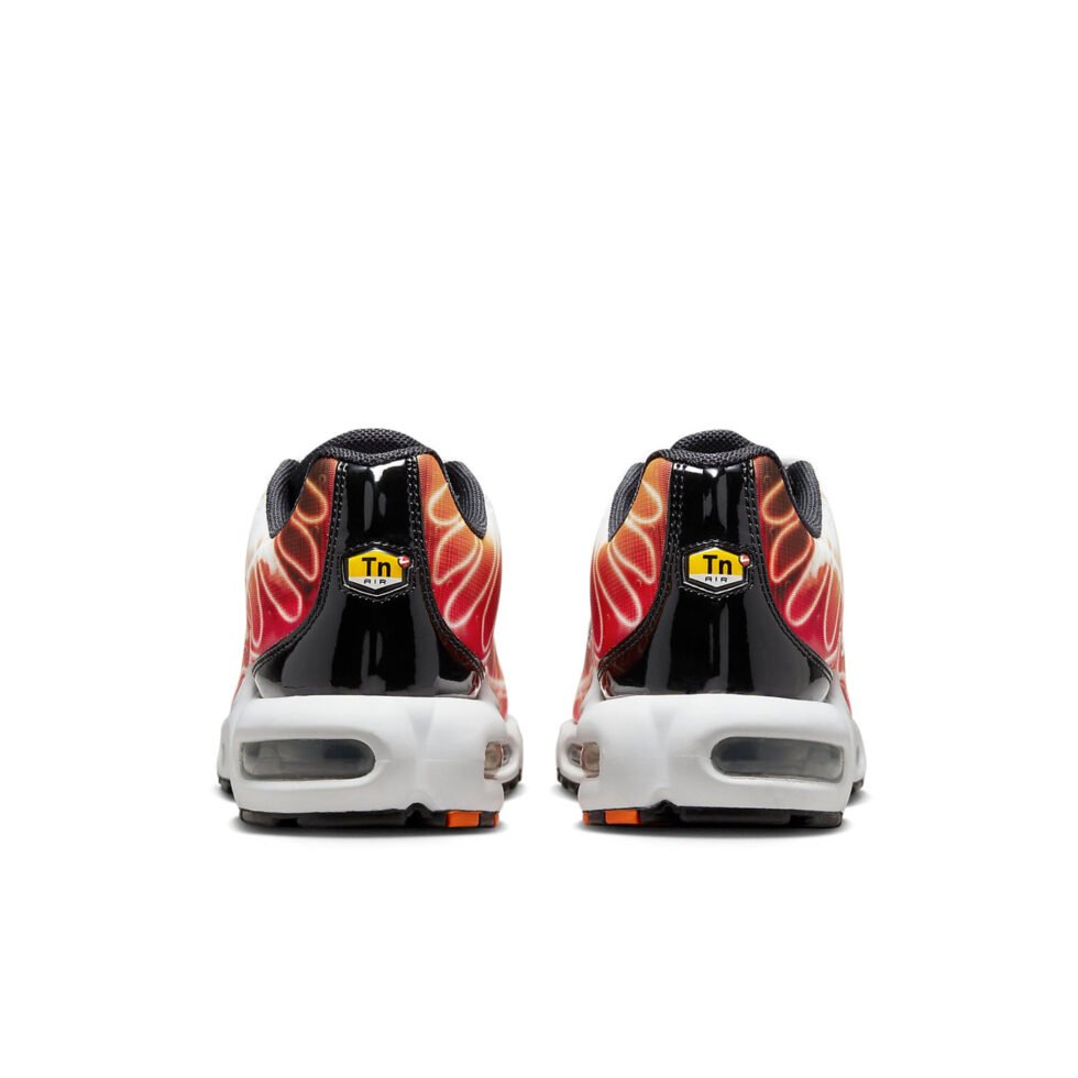 Nike Air Max Plus 'Light Photography - Sport Red' DZ3531-600 - Image 5