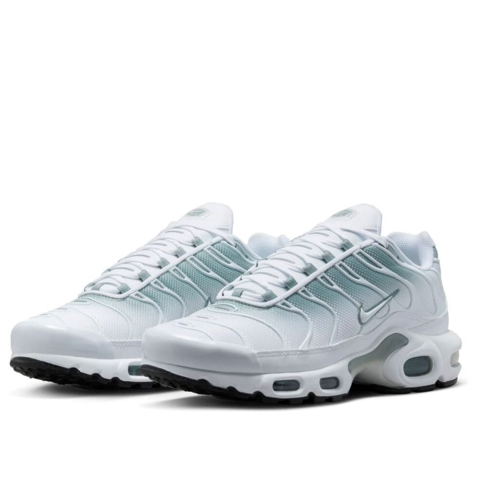 (WMNS)Nike Air Max Plus 'Mica Green' DZ3670-100 - Image 3
