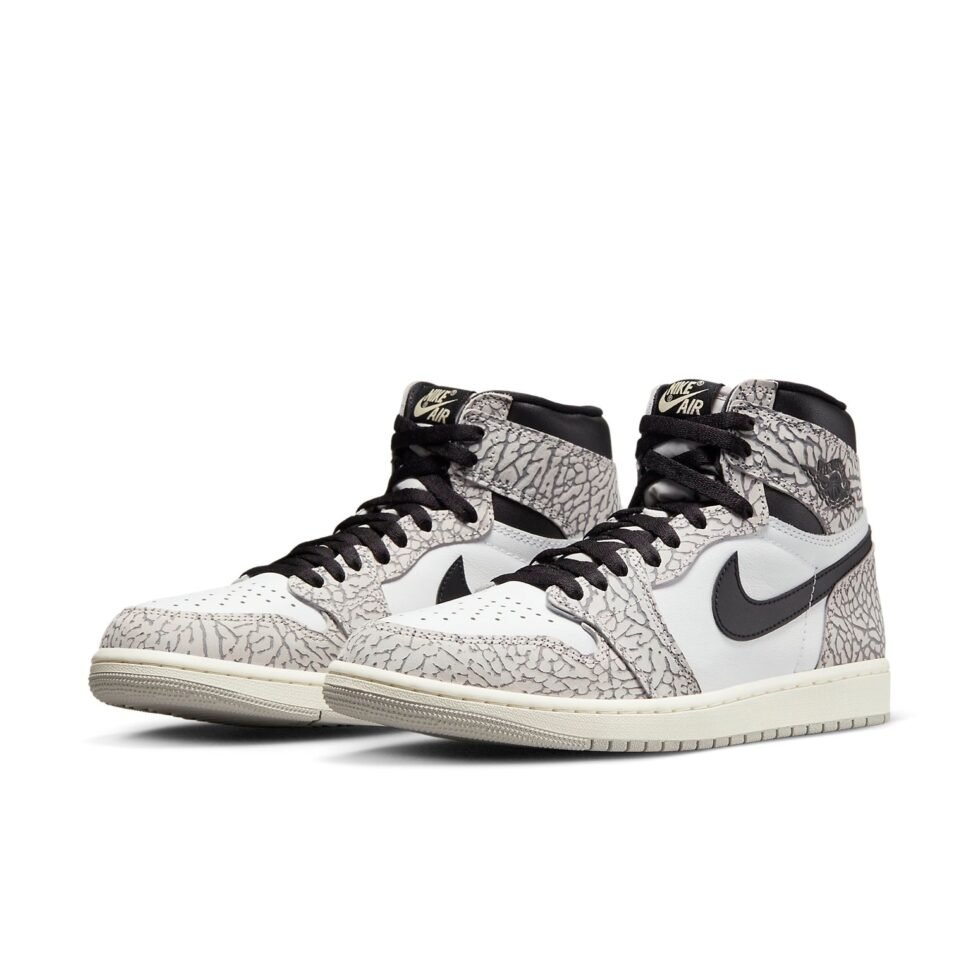 Air Jordan 1 Retro High OG 'White Cement' DZ5485-052 - Image 3