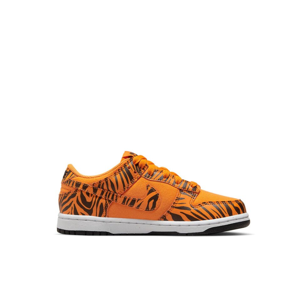 (PS) Nike Dunk Low Next Nature 'Tiger Stripes' DZ5633-800 - Image 2