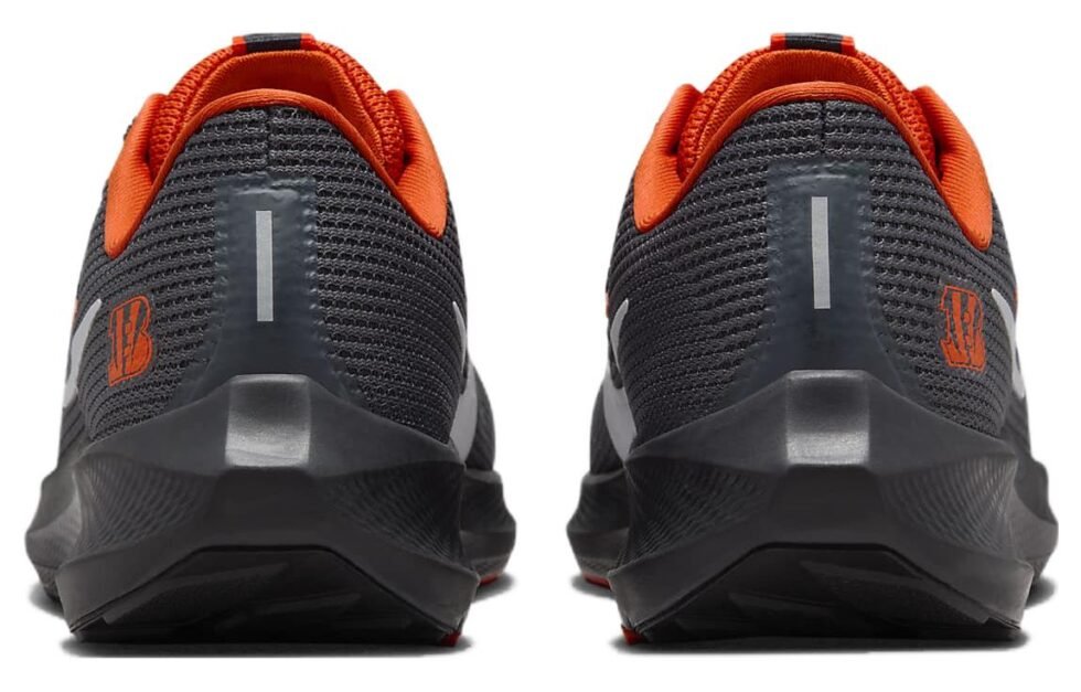 Nike x NFL Air Zoom Pegasus 40 'Cincinnati Bengals' DZ5942-001 - Image 5