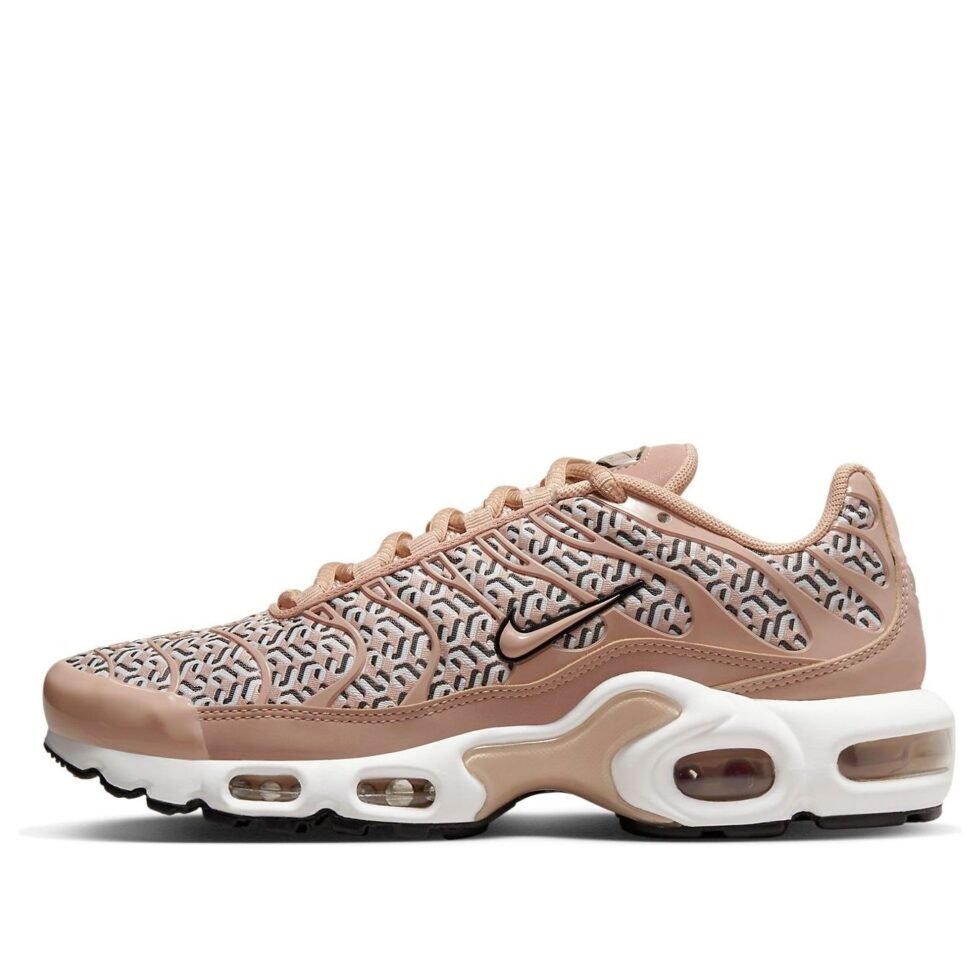 (WMNS) Nike Air Max Plus 'United in Victory' FB2557-200