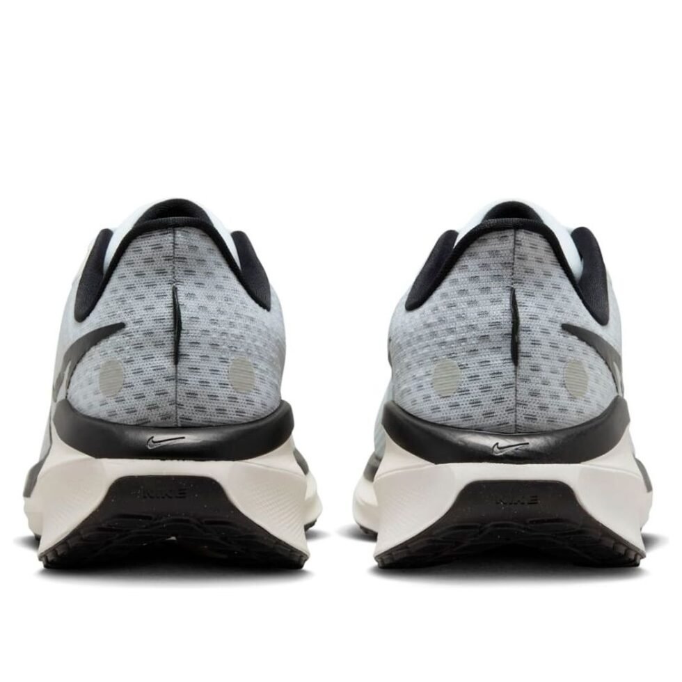 (WMNS) Nike Air Zoom Vomero 17 'Platinum Vintage Green' FB8502-104 - Image 4