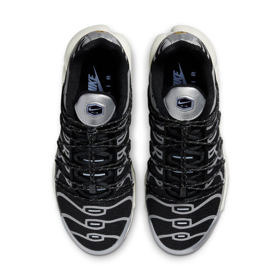 (WMNS) Nike Air Max Plus 'Lace Toggle - Black Metallic Silver' FD0799-001 - Image 4