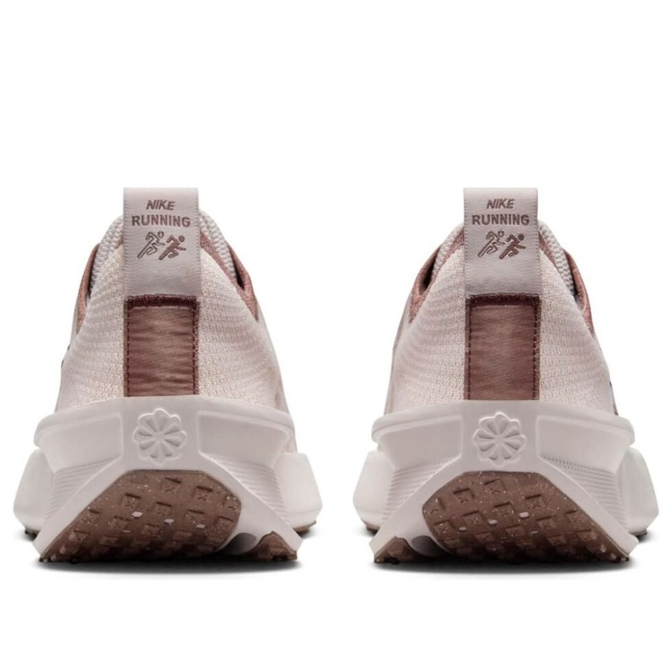 (WMNS) Nike Interact Run 'Platinum Violet' FD2292-007 - Image 5