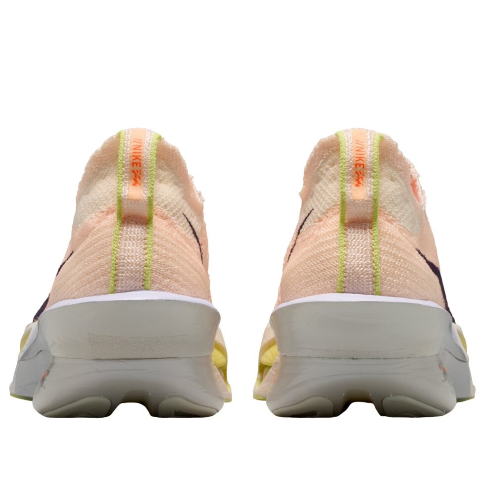 (WMNS) Nike Alphafly 3 'Chalk Hyper Crimson' FD8315-105 - Image 4