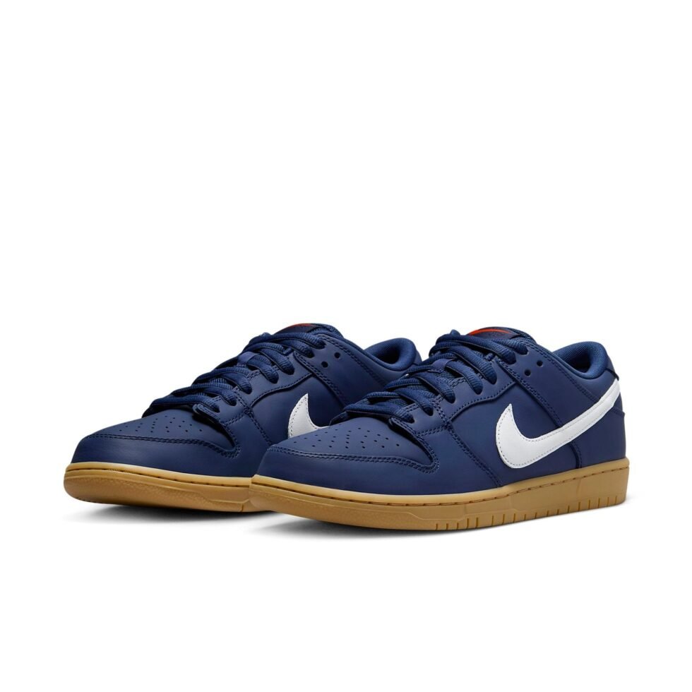 Nike SB Dunk Low 'Navy Gum' FJ1674-400 - Image 3
