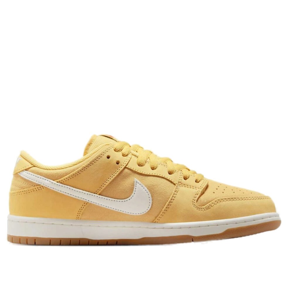 Nike SB Dunk Low 'Saturn Gold' FJ1674-700 - Image 2