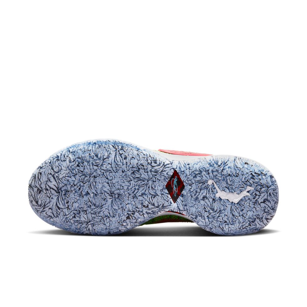 Nike Lebron XX EP 'Stocking Stuffer' FJ4956-300 - Image 6