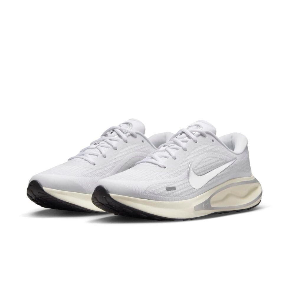 (WMNS) Nike Journey Run 'White Metallic Silver' FJ7765-104 - Image 3