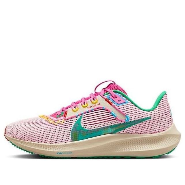 Nike Pegasus 40 'Familia' FN0599-100
