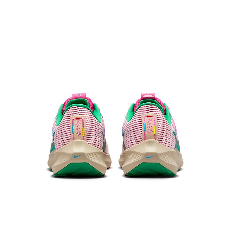 Nike Pegasus 40 'Familia' FN0599-100 - Image 4