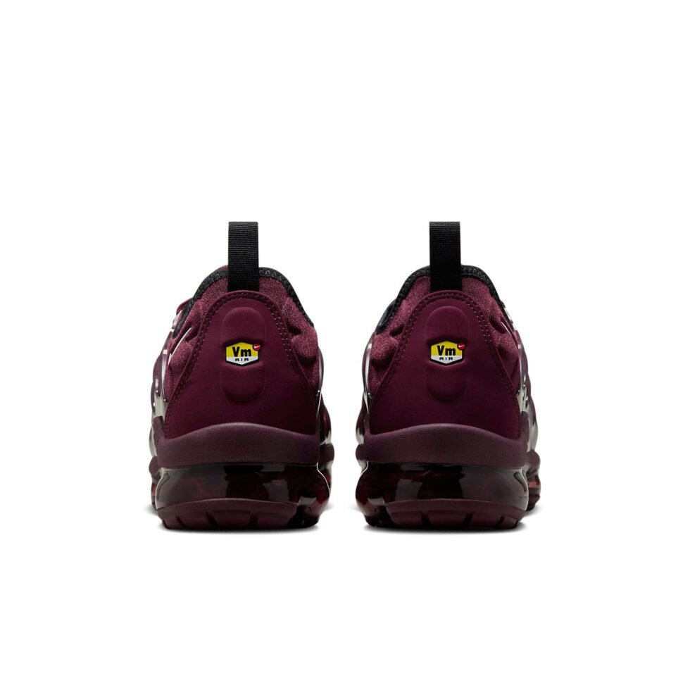 Nike Vapormax Plus 'Burgundy' FN6850-681 - Image 4