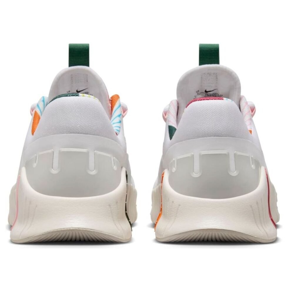 (WMNS) Nike Free Metcon 5 'White Pink Blood' FN8920-161 - Image 4