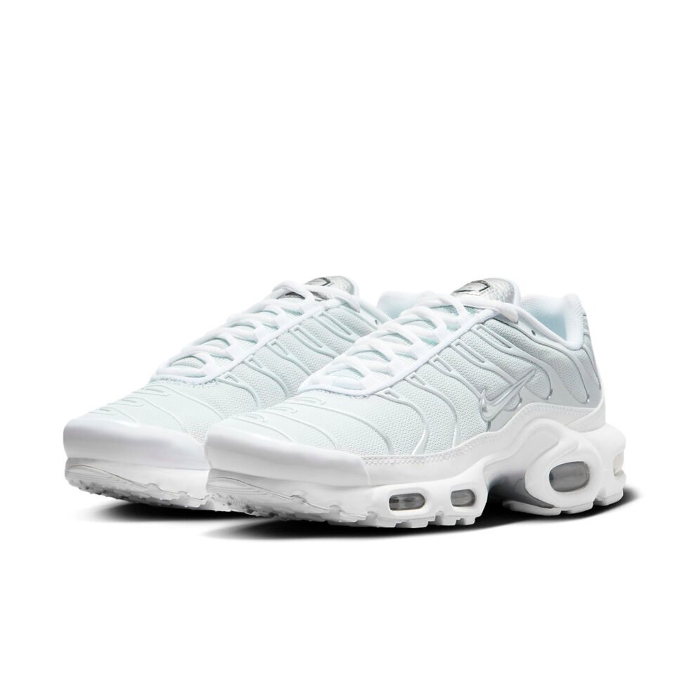 (WMNS) Nike Air Max Plus 'White Metallic Silver' FV0952-100 - Image 3