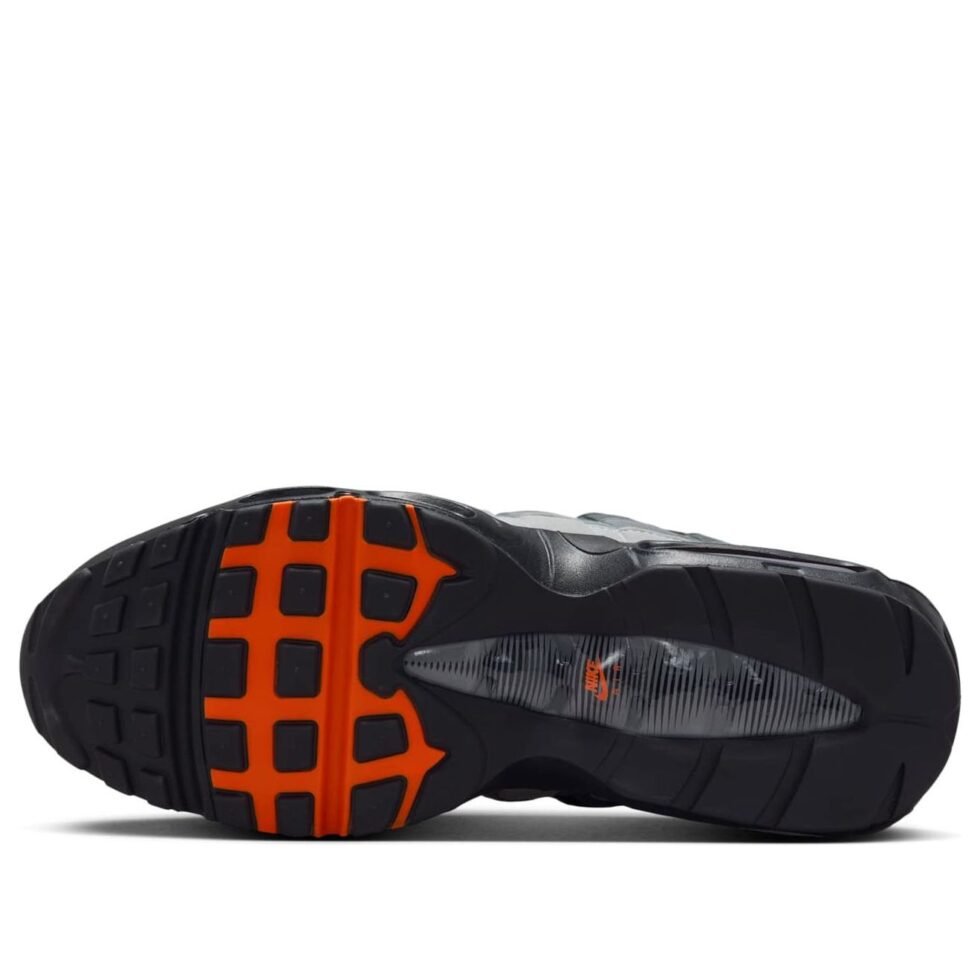 Nike Air Max 95 'Black Hyper Crimson' FV4710-002 - Image 6