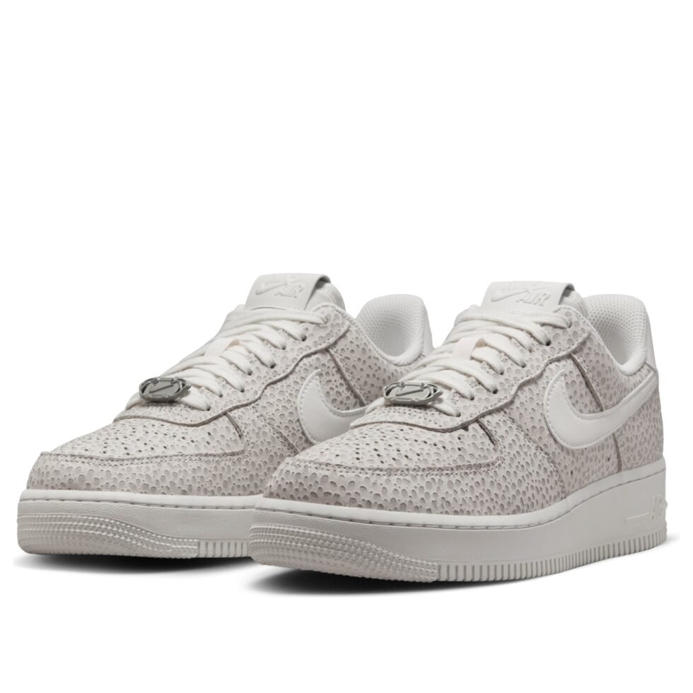 (WMNS) Nike Air Force 1 '07 PRM 'Phantom' FV6519-001 - Image 4