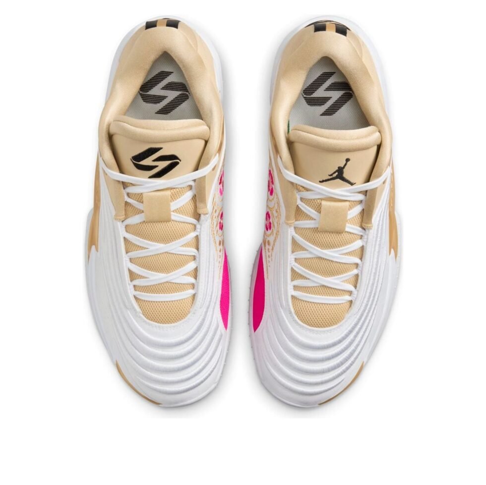 Air Jordan Luka 3 SE 'El Matador' FZ2464-100 - Image 4