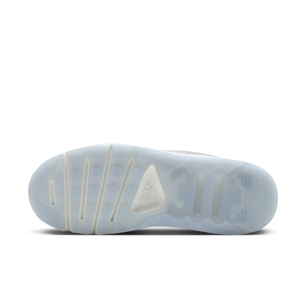 (WMNS) Nike Air Max 90 LV8 'Glacier Blue' HF0782-100 - Image 6