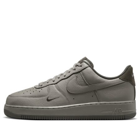 Nike Air Force 1 Low '07 LV8 'Khaki Green' HM9483-300