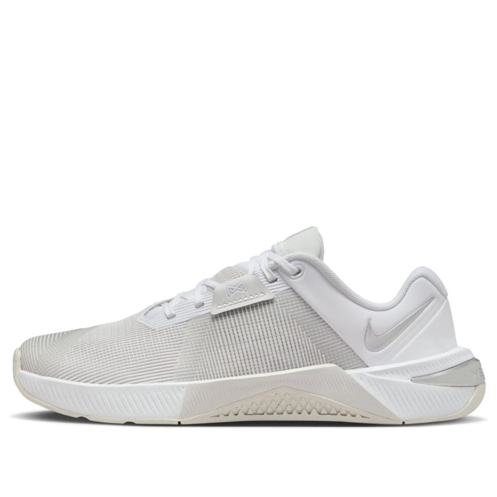 (WMNS) Nike Metcon 10 'White Platinum Tint' HQ2620-100