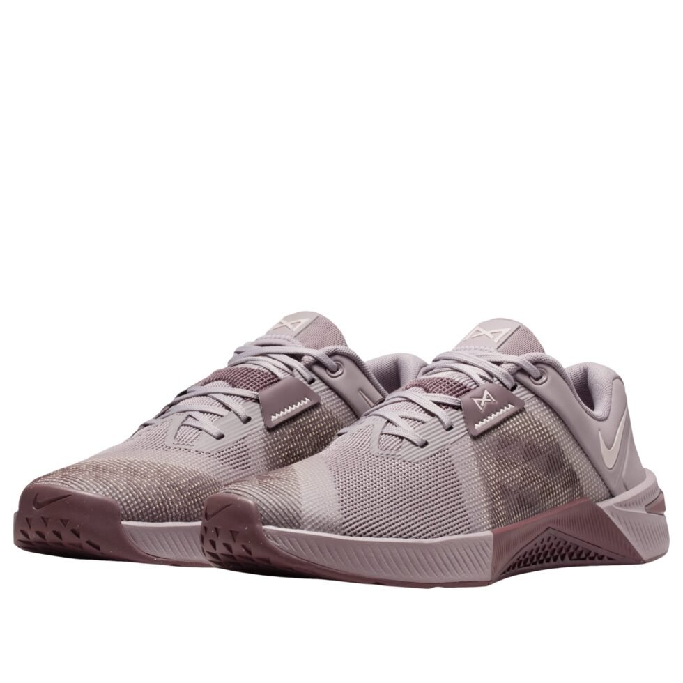 (WMNS) Nike Metcon 10 'Light Violet Ore Tattoo' HQ2620-200 - Image 4