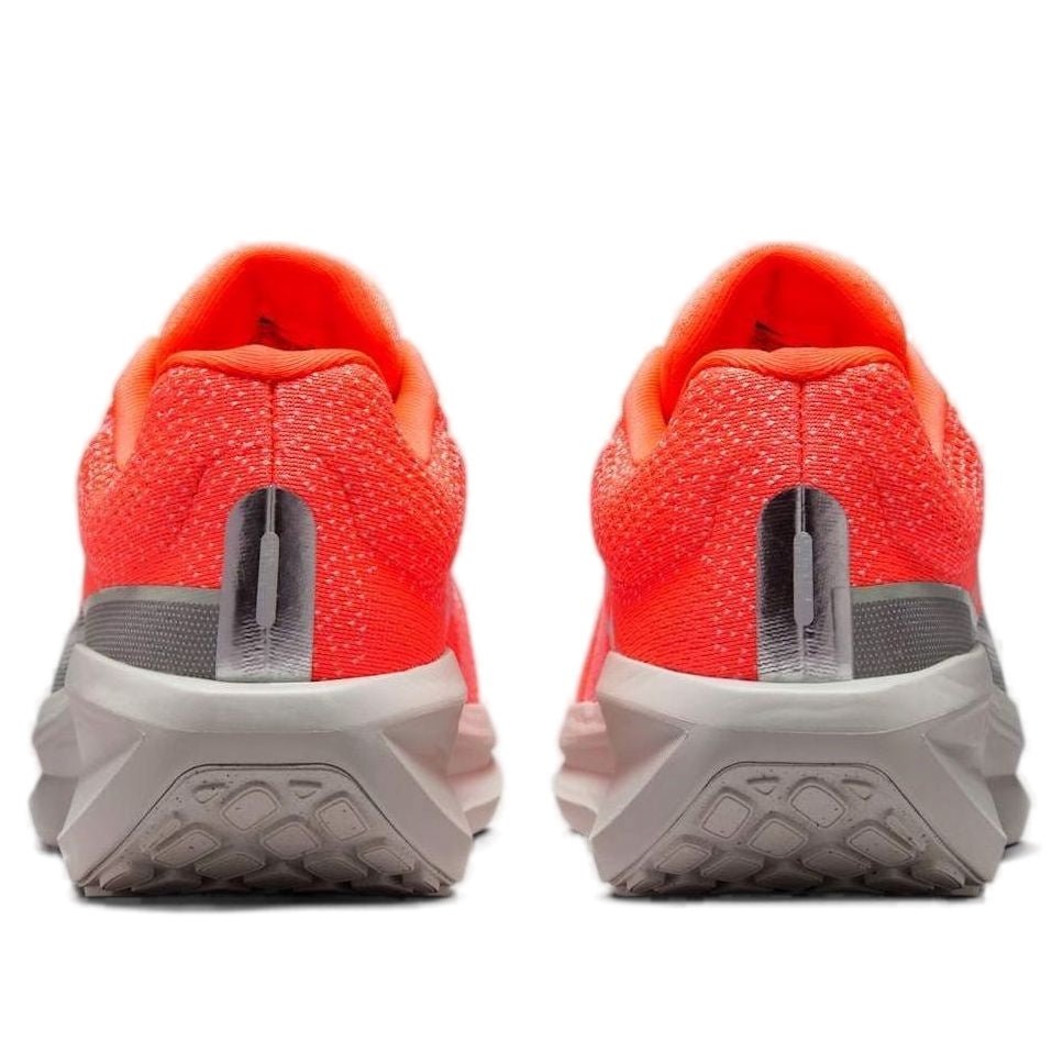 Nike Air Zoom Winflo 11 Premium 'Hyper Crimson' HQ2940-800 - Image 5