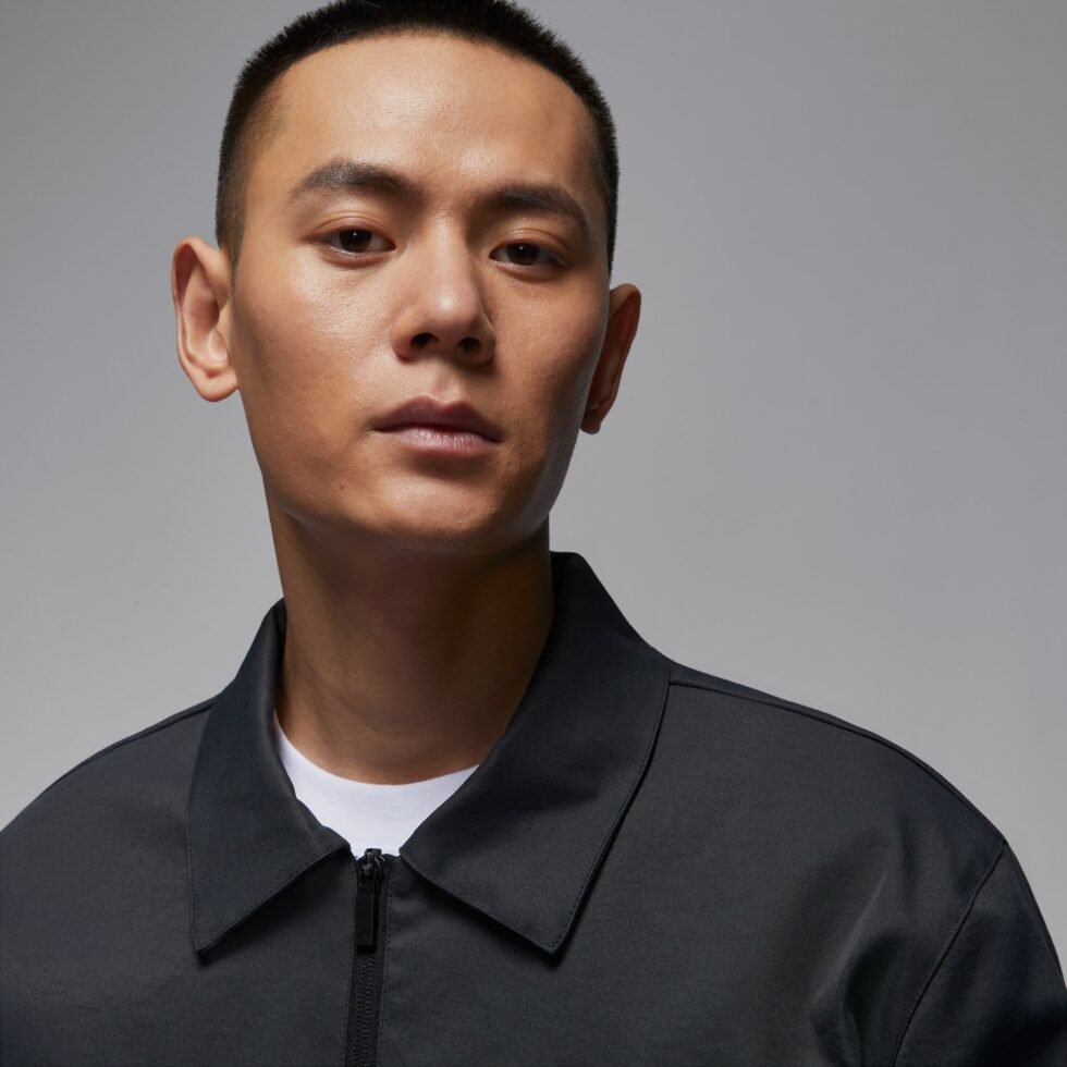 Air Jordan Golf Jacket 'Black' HQ8682-010 - Image 2