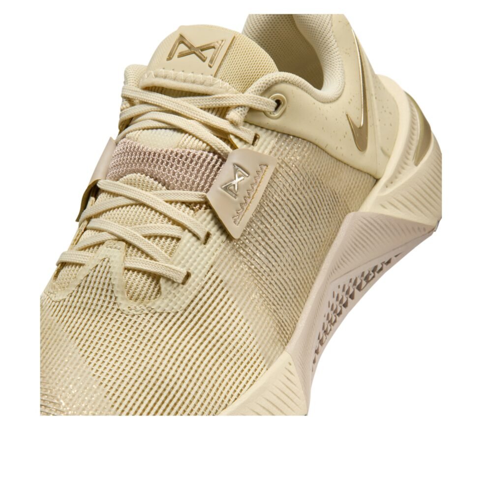 (WMNS) Nike Metcon 10 SE 'Khaki Metallic Gold' IB6544-200 - Image 5